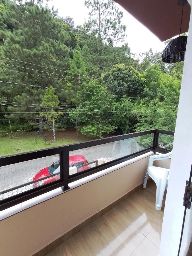 Todo Azul Do Mar-condomínio! Apartamento Caraguatatuba