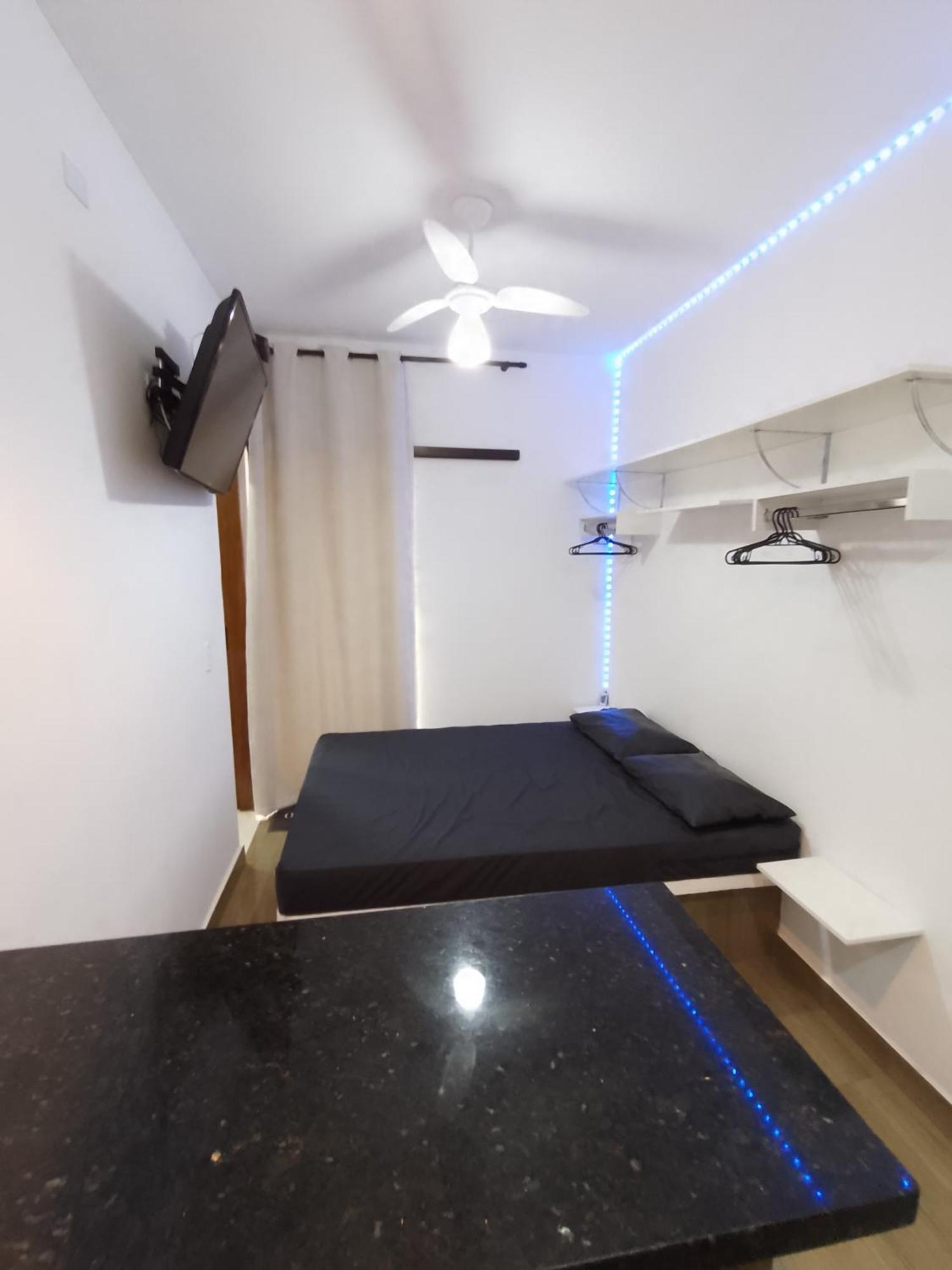 Apartamento Todo Azul Do Mar-condomínio! *